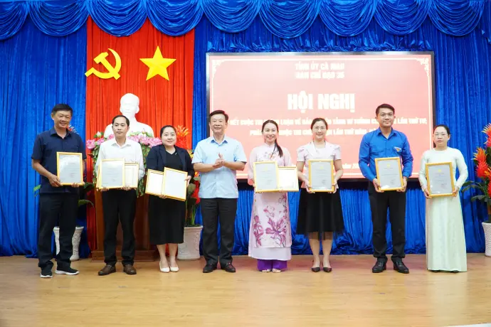 Bảo vệ nền tảng tư tưởng của Đảng phải ngày càng thấm sâu, lan toả