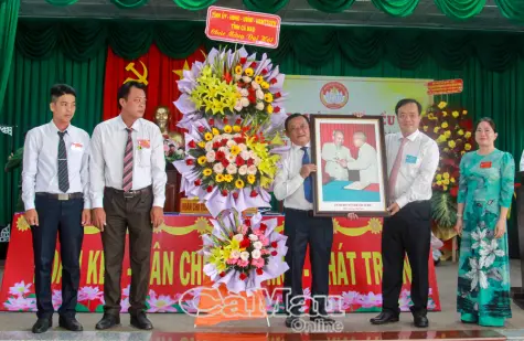 Phát huy sức mạnh đại đoàn kết, quyết tâm xây dựng đô thị biển phía Đông của tỉnh