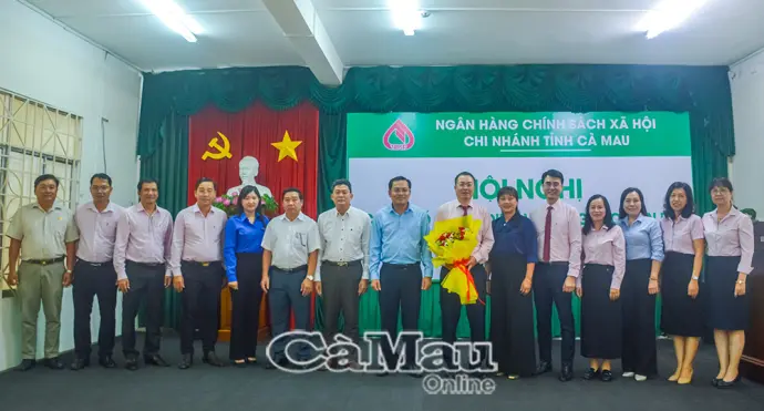 Bổ nhiệm Giám đốc Ngân hàng Chính sách Xã hội Chi nhánh tỉnh Cà Mau