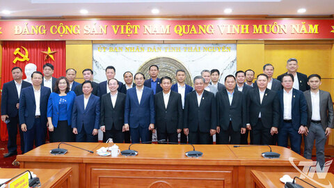 Bí thư Tỉnh ủy Thái Nguyên Trịnh Xuân Trường tiếp và làm việc với Đoàn công tác cấp cao tỉnh Luông Pha Băng (Lào)