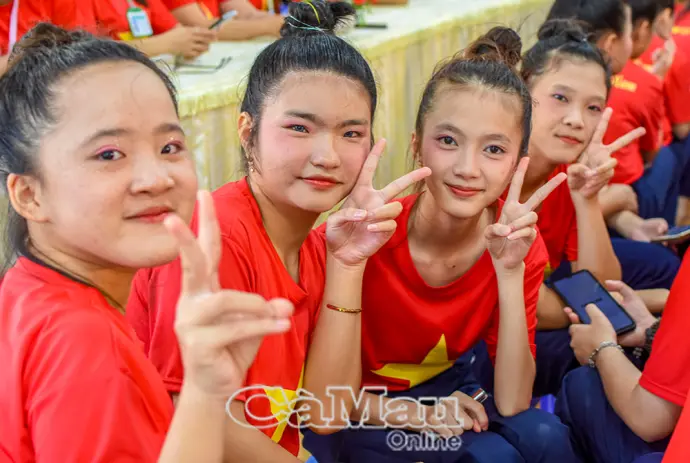 Khai giảng bằng ngôn ngữ ký hiệu tại “ngôi trường đăc biệt”