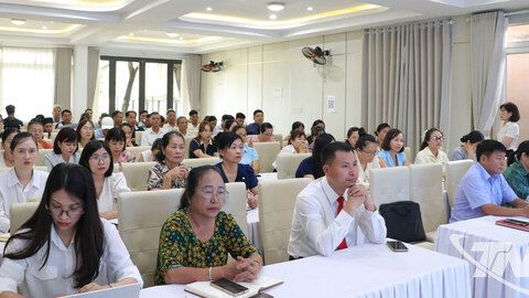 Gần 100 người được tuyên truyền, phổ biến pháp luật về kinh tế tập thể     