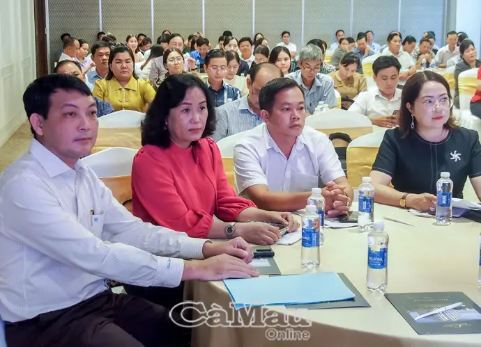 Tập huấn kỹ năng lồng ghép giới trong xây dựng và đánh giá chính sách