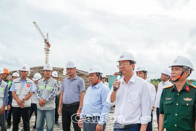 Vượt nắng, thắng mưa, tăng tốc thi công Bệnh viện Đa khoa tỉnh Cà Mau