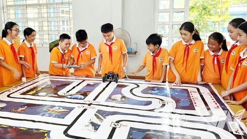 Xây dựng nền giáo dục thông minh và thích ứng