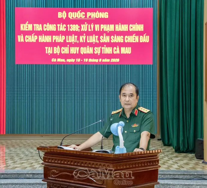 Thượng tướng Phùng Sĩ Tấn kiểm tra toàn diện công tác 1389 và sẵn sàng chiến đấu