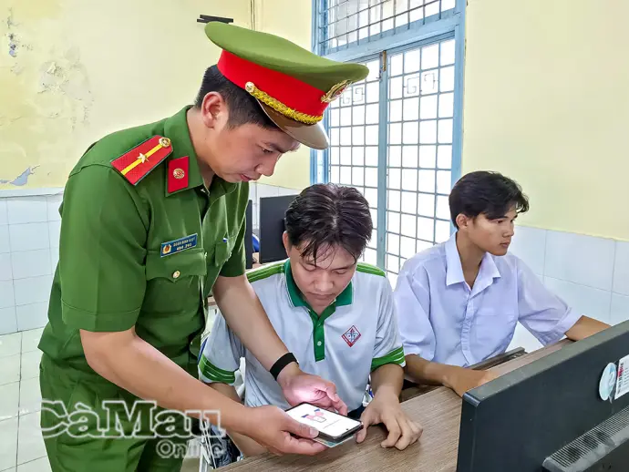 Chiến sĩ công an học Bác về tinh thần phục vụ Nhân dân