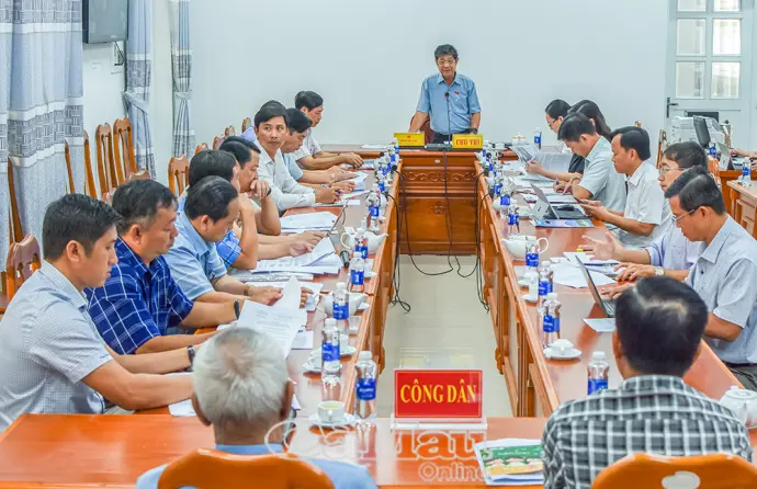 Đoàn đại biểu Quốc hội tỉnh tiếp công dân