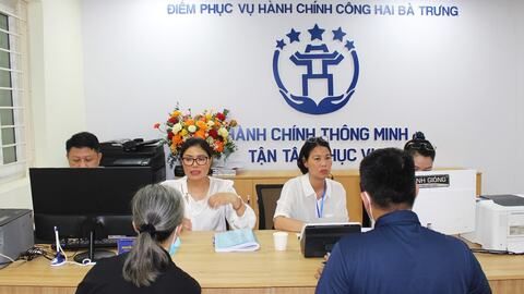 Bước chuyển từ tư duy “quản lý” sang “phục vụ”