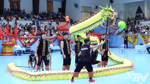 Thái Nguyên đoạt Huy chương Vàng múa rồng truyền thống