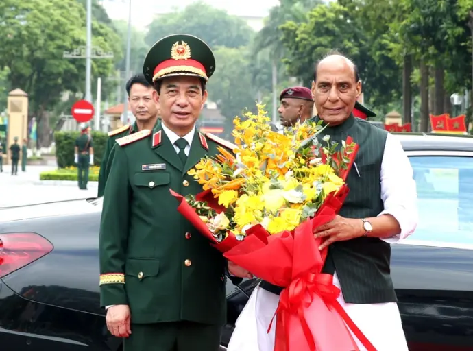 Thúc đẩy hợp tác quốc phòng Việt Nam - Ấn Độ