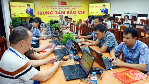 Đưa Trung tâm Báo chí phục vụ Đại hội Đảng bộ tỉnh vào hoạt động