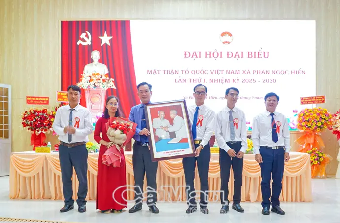 Phát huy sức mạnh đại đoàn kết toàn dân tộc trong nhiệm kỳ mới           