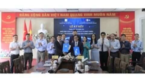 VNNIC và Lâm Đồng bắt tay thúc đẩy chuyển đổi số bằng tài nguyên Internet