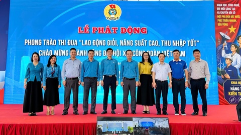 Thi đua lao động gắn với nâng cao năng lực số cho người lao động