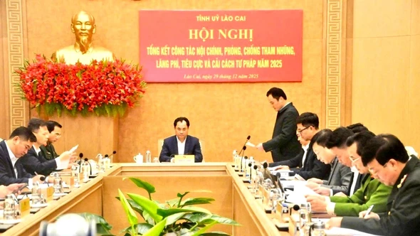 Tổng kết công tác nội chính, phòng, chống tham nhũng, lãng phí, tiêu cực và cải cách tư pháp