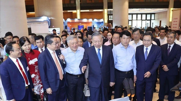 Kinh tế vững vàng, tạo đà vào kỷ nguyên mới