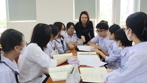 Đào tạo thế hệ học sinh tự tin, hội nhập