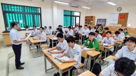 Học sinh các trường dân lập, tư thục được hỗ trợ học phí