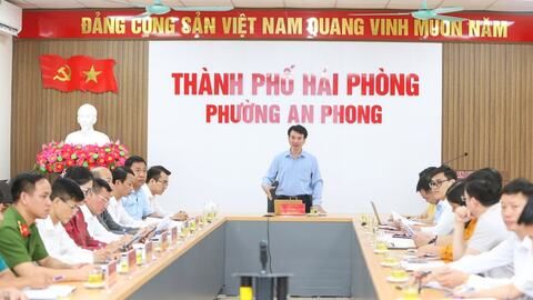 Đồng chí Nguyễn Đức Tuấn làm việc với Đảng uỷ phường An Phong về vận hành chính quyền địa phương 2 cấp