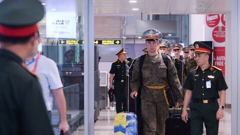 Đoàn quân nhân của Nga đến Hà Nội, chuẩn bị tham gia diễu binh 2/9