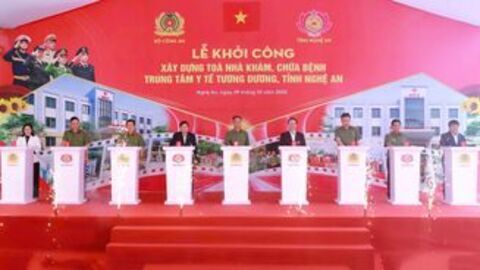 Thứ trưởng Phạm Thế Tùng dự Lễ khởi công xây dựng Toà nhà khám, chữa bệnh Trung tâm Y tế Tương Dương, tỉnh Nghệ An