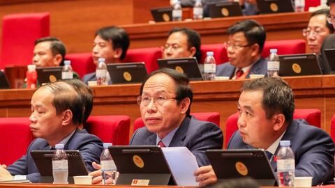 Những hình ảnh đoàn thành phố Hải Phòng trong phiên thảo luận các Văn kiện Đại hội