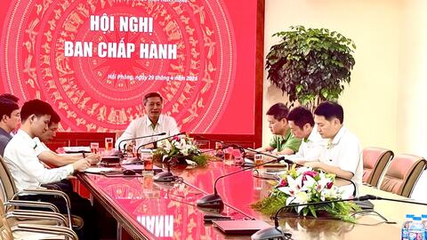 Đổi mới sinh hoạt chi bộ trong doanh nghiệp