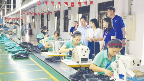 Phát huy vai trò, vị thế và trách nhiệm của người đại biểu chuyên trách - 'điểm tựa' quan trọng để các quyết sách sát thực tiễn
