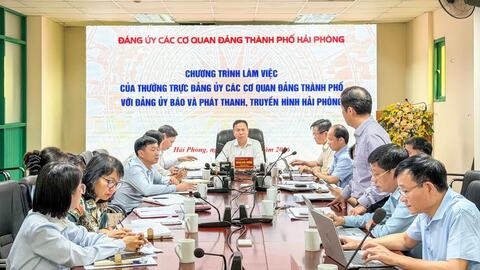 Nâng cao chất lượng tuyên truyền, đẩy mạnh chuyển đổi số trong hoạt động báo chí