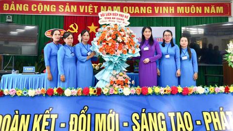 Hội Liên hiệp Phụ nữ xã Phú Hữu phấn đấu giúp 50 hộ thoát nghèo 