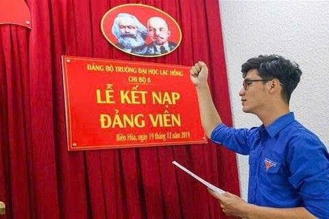 Amcrest security camera in white color