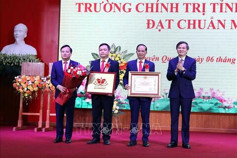 Trường Chính trị tỉnh Tuyên Quang đạt chuẩn mức 1