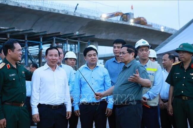 Thủ tướng: Đưa Cảng hàng không quốc tế Long Thành vào khai thác đúng hẹn