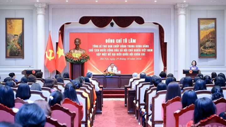 Nữ đại biểu Quốc hội cần phát huy bản lĩnh và trí tuệ trong xây dựng pháp luật