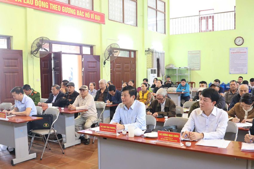 Phó Chủ tịch UBND tỉnh Ngô Tân Phượng dự sinh hoạt chi bộ Tổ dân phố Tân Mai, phường...