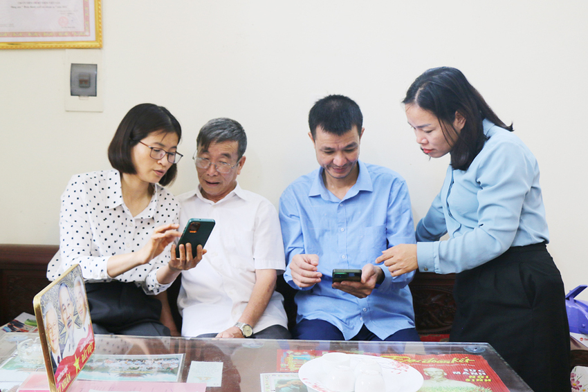 Sổ tay đảng viên điện tử: Đổi mới phương thức sinh hoạt Đảng