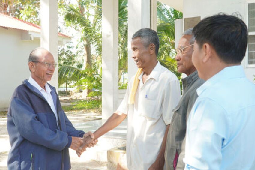 Ông Chau Sua - người có uy tín ở Ô Lâm