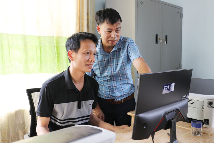 Cán bộ biệt phái gỡ khó cho thôn, bản
