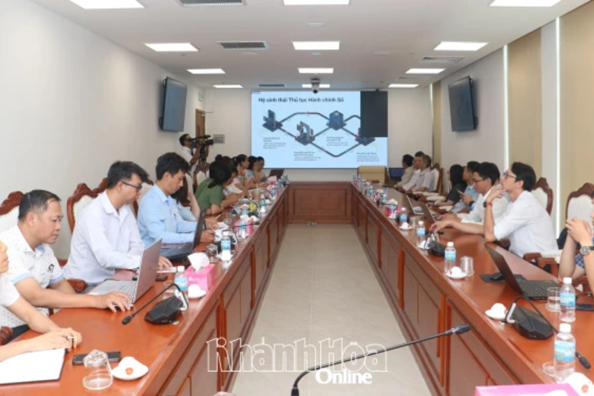 Tập huấn triển khai thủ tục hành chính của Đảng trên môi trường điện tử giai đoạn 2