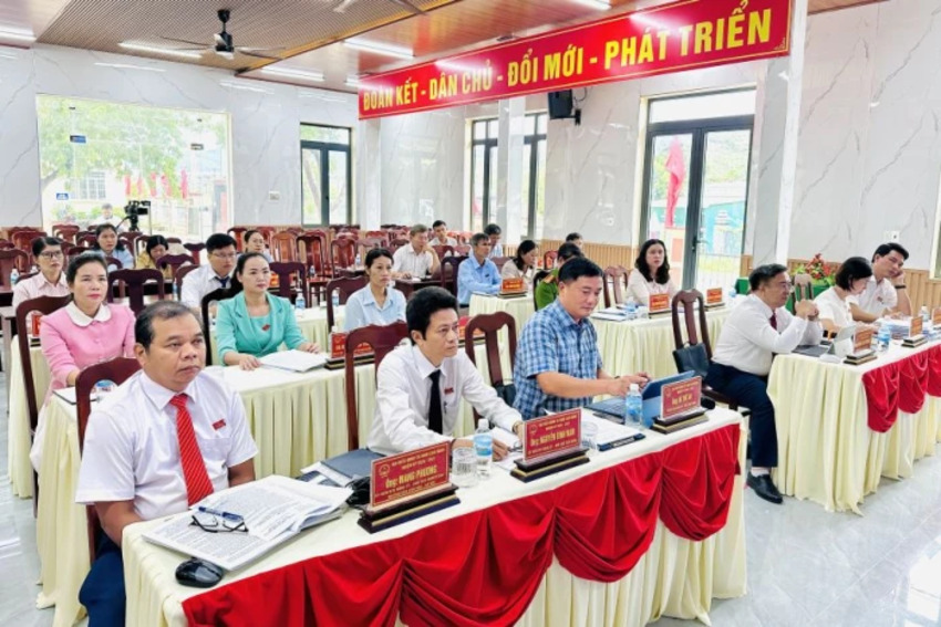 Thường trực HĐND xã Nam Cam Ranh tổ chức phiên họp về đồ án quy hoạch chung