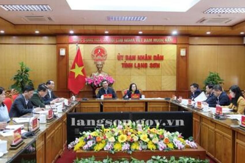 Hội nghị Ban Chỉ đạo triển khai xóa nhà tạm, nhà dột nát và phát triển nhà ở xã hội trên địa bàn tỉnh