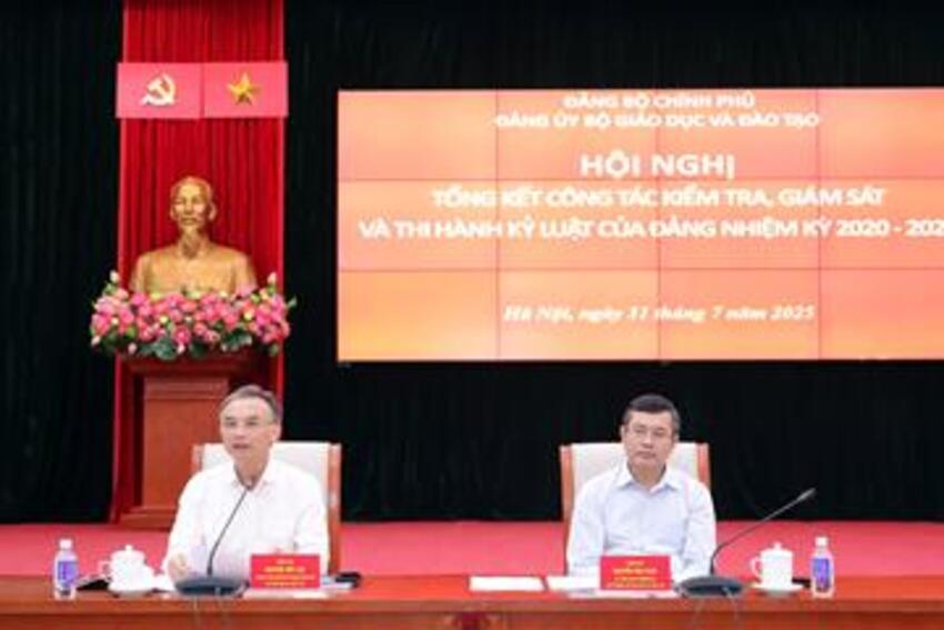 Tổng kết công tác kiểm tra, giám sát và thi hành kỉ luật của Đảng nhiệm kì 2020-2025