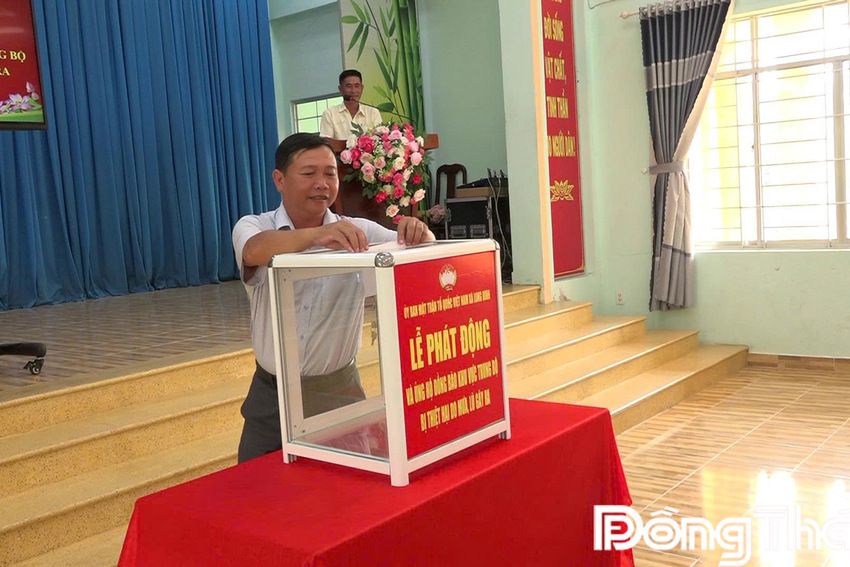 Xã Long Bình: Triển khai công tác bầu cử đại biểu Quốc hội và HĐND các cấp