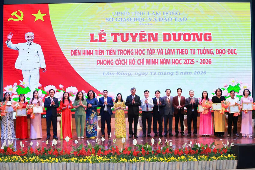 Ðưa việc học và làm theo Bác đi vào chiều sâu
