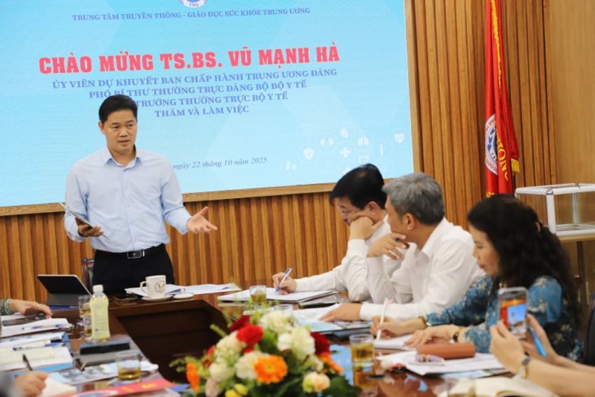 Thứ trưởng Thường trực Bộ Y tế Vũ Mạnh Hà: Số hóa sản phẩm truyền thông có ý nghĩa quan trọng, tiếp cận được đa dạng người dân thụ hưởng thông tin chính sách y tế