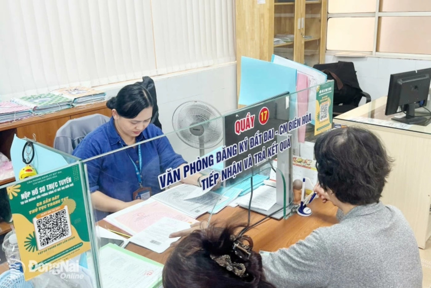 Cấp sổ đỏ điện tử: Kỳ vọng thêm nhiều tiện ích mới