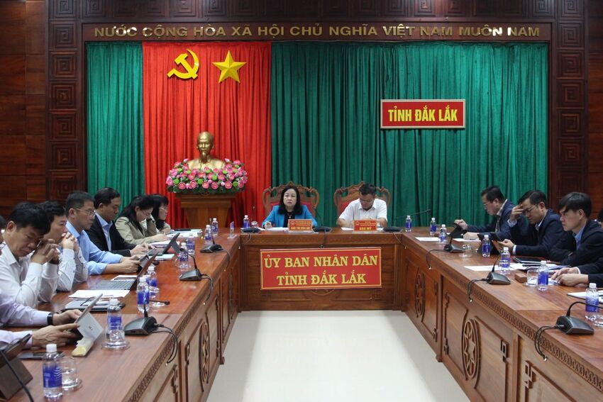 Ủy ban bầu cử tỉnh Đắk Lắk tổ chức Phiên họp lần thứ Hai