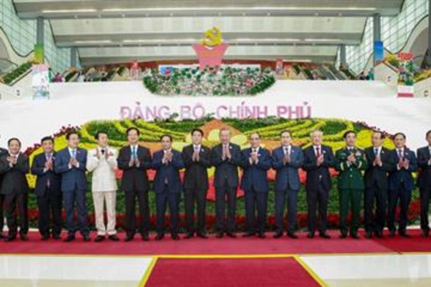 Khai mạc Đại hội đại biểu Đảng bộ Chính phủ lần thứ I