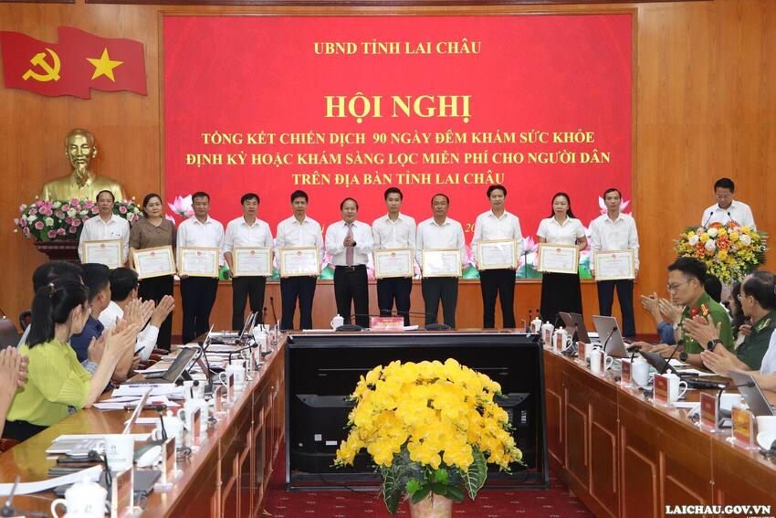 Lai Châu về đích sớm 15 ngày Chiến dịch 90 ngày đêm khám sức khỏe miễn phí cho người dân